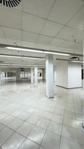 Commercieel te koop in Vilanova i la Geltrú - € 3.200.000 (Ref: 9270128)