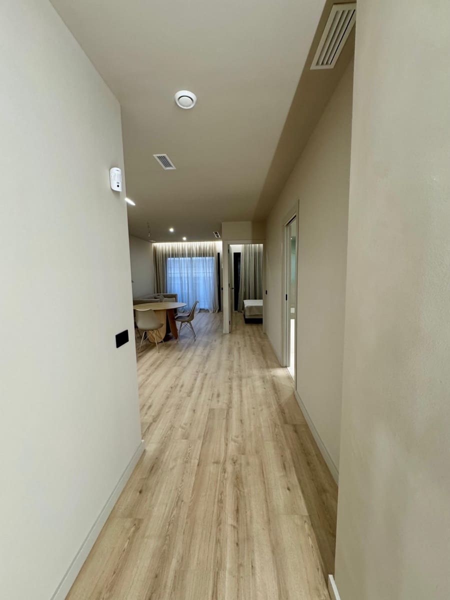 1 soveværelse Lejlighed til leje i Badalona - € 1.420 (Ref: 9270130)