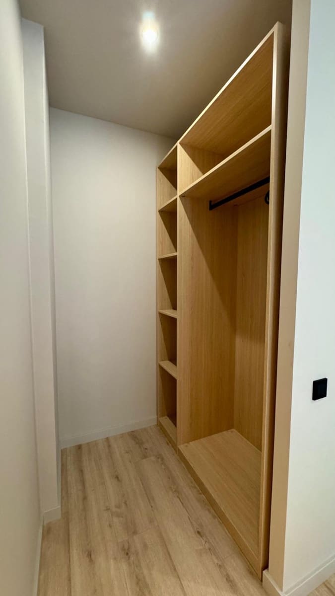 1 soverom Leilighet til leie i Sant Adria de Besos - € 1 690 (Ref: 9270133)