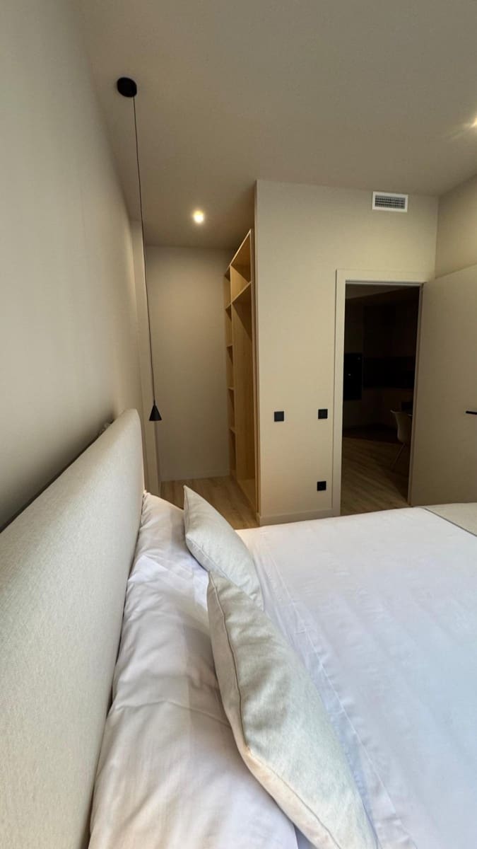1 soverom Leilighet til leie i Sant Adria de Besos - € 1 690 (Ref: 9270133)