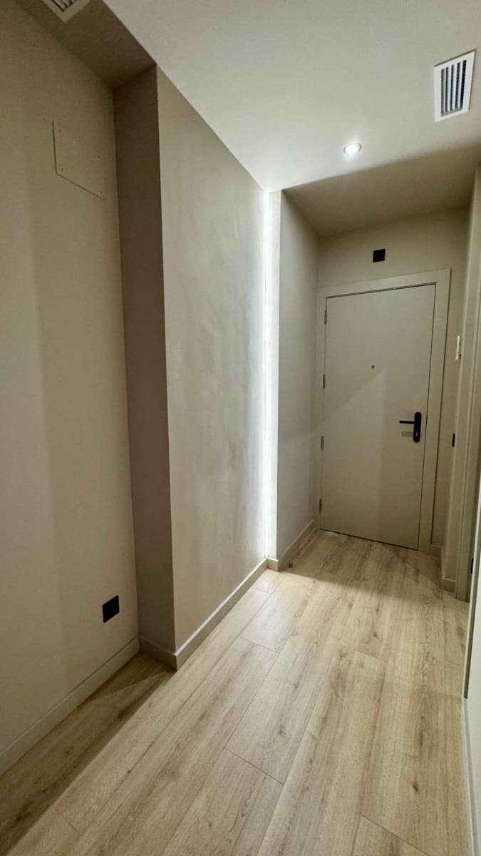 1 soverom Leilighet til leie i Sant Adria de Besos - € 1 690 (Ref: 9270133)