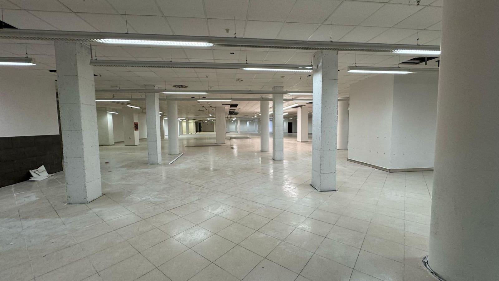 Commerciale da affittare in Vilanova i la Geltru - 15.000 € (Rif: 9270135)