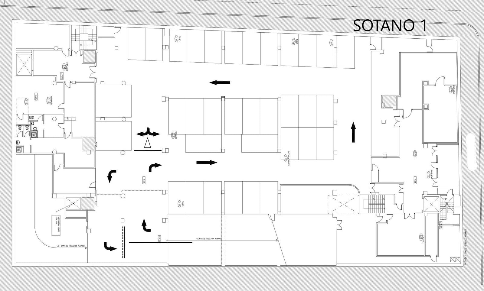 Local Comercial en Vilanova i la Geltrú en alquiler - 15.000 € (Ref: 9270135)