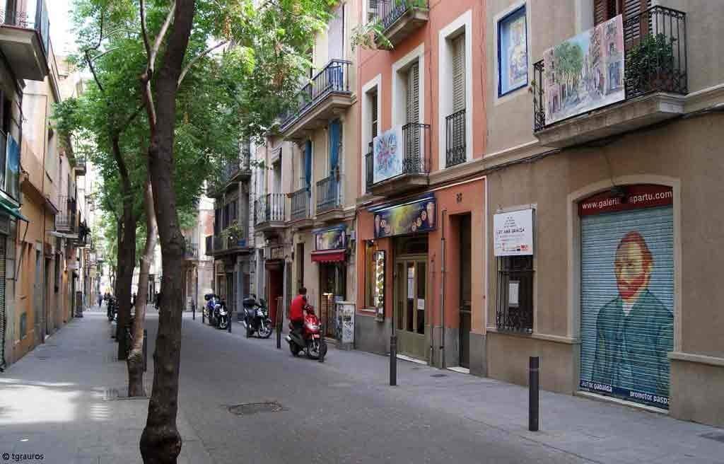 Piso de 2 habitaciones en Barcelona ciudad en venta - 275.000 € (Ref: 9270136)