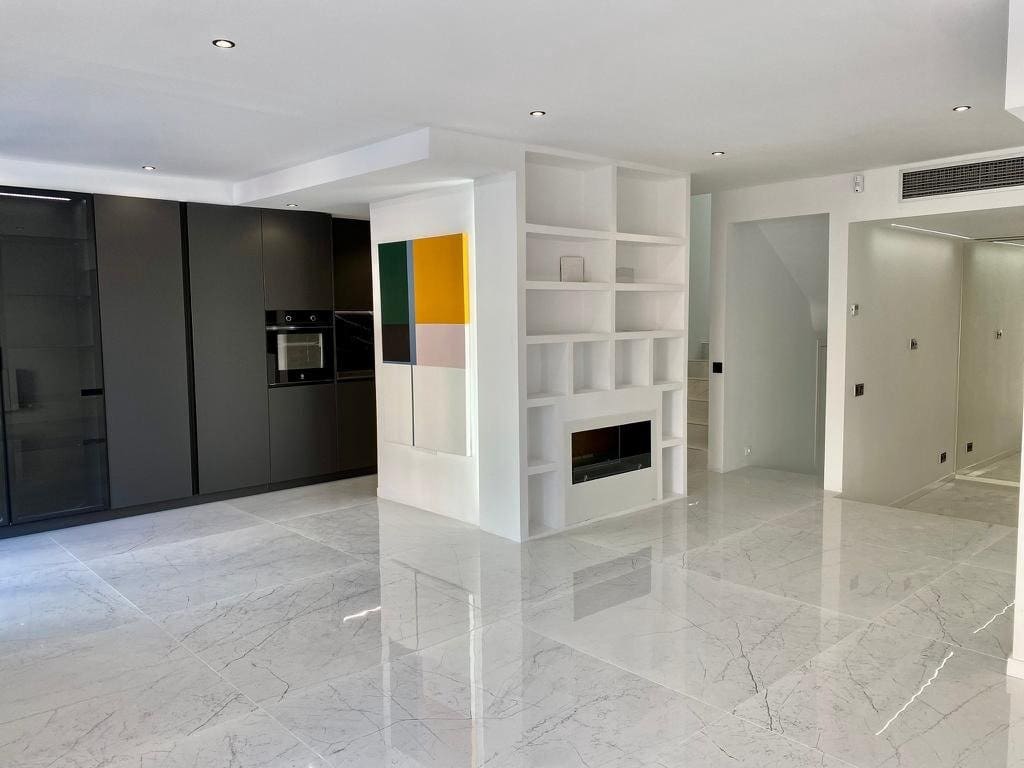 4 bedroom Townhouse for sale in Sant Just Desvern with garage - € 1,170,000 (Ref: 9270138)