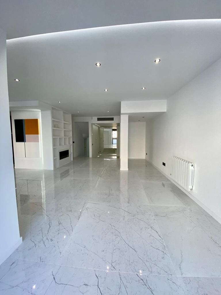 4 chambre Maison de Ville à vendre à Sant Just Desvern avec garage - 1 170 000 € (Ref: 9270138)