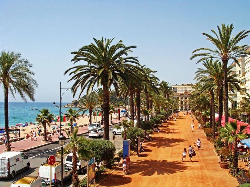 Kommersiell til salgs i Lloret de Mar - € 1 290 000 (Ref: 9270140)