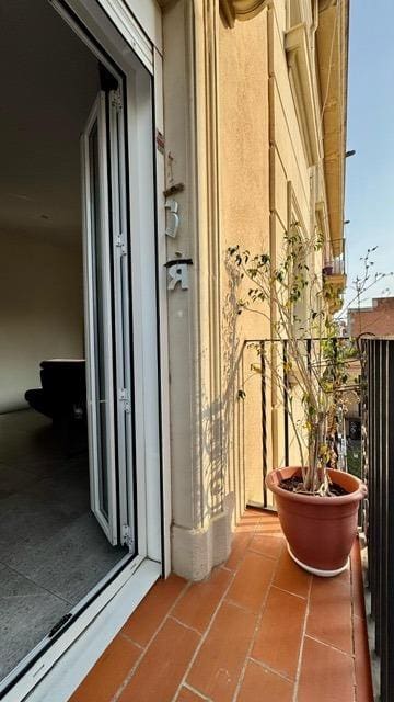 3 slaapkamer Flat te koop in Barcelona stad - € 550.000 (Ref: 9270152)