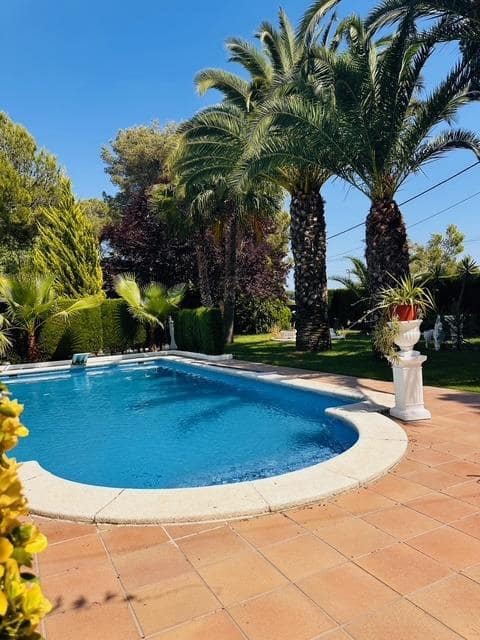 4 sovrum Villa till salu i Castellbisbal med pool garage - 650 000 € (Ref: 9270155)