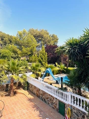 4 soverom Villa til salgs i Castellbisbal med svømmebasseng garasje - € 650 000 (Ref: 9270155)