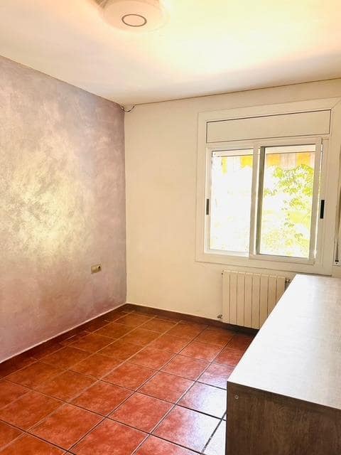 4 quarto Moradia para venda em Castellbisbal com piscina garagem - 650 000 € (Ref: 9270155)