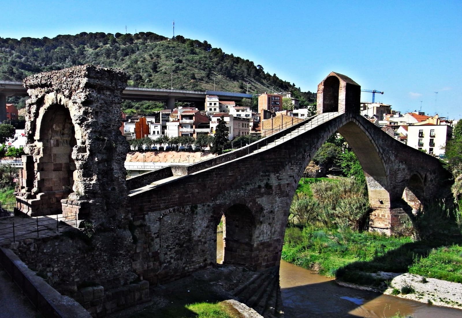 4 quarto Moradia para venda em Castellbisbal com piscina garagem - 650 000 € (Ref: 9270155)