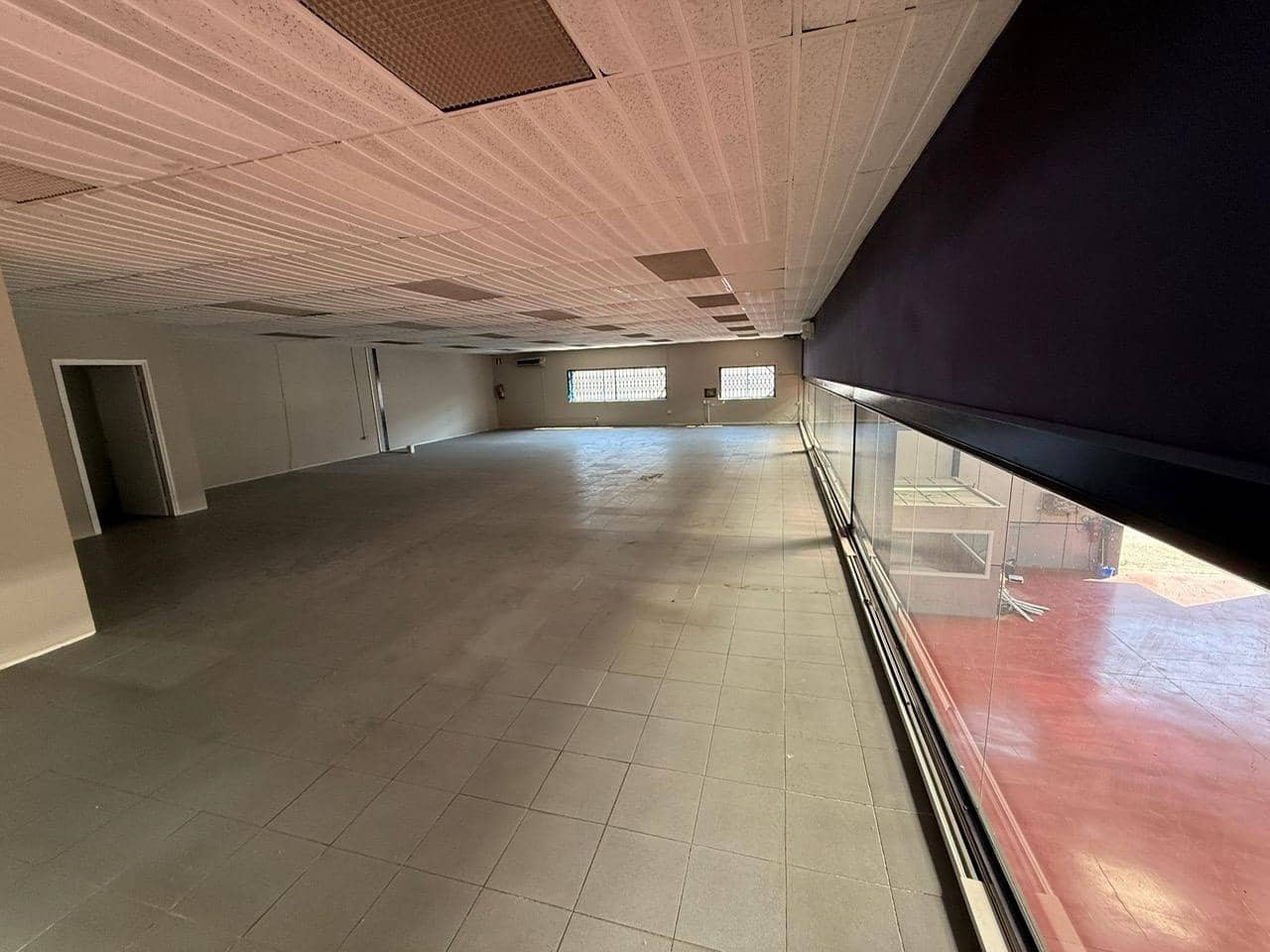 Business for sale in Sant Andreu de la Barca - € 1,500,000 (Ref: 9270157)