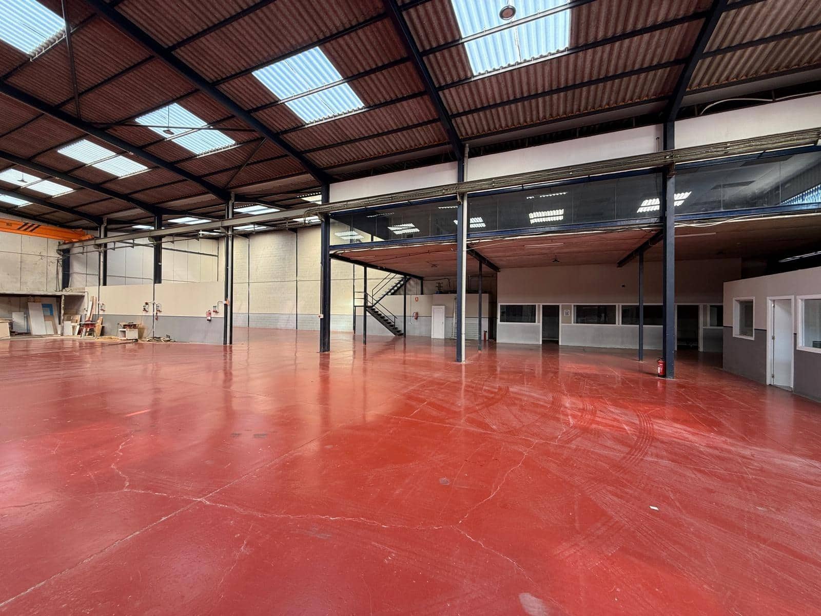 Business for sale in Sant Andreu de la Barca - € 1,500,000 (Ref: 9270157)