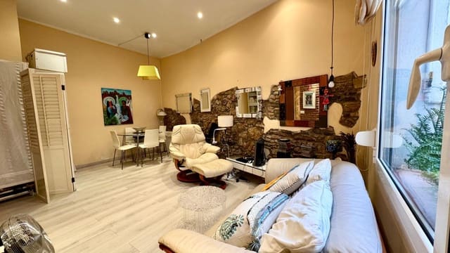 1 soveværelse Lejlighed til salg i Vallcarca i Els Penitents, Barcelona by - € 270.000 (Ref: 9270162)