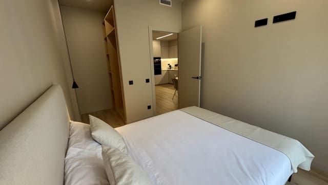 1 soveværelse Lejlighed til leje i Sant Andreu, Barcelona by - € 1.420 (Ref: 9270165)