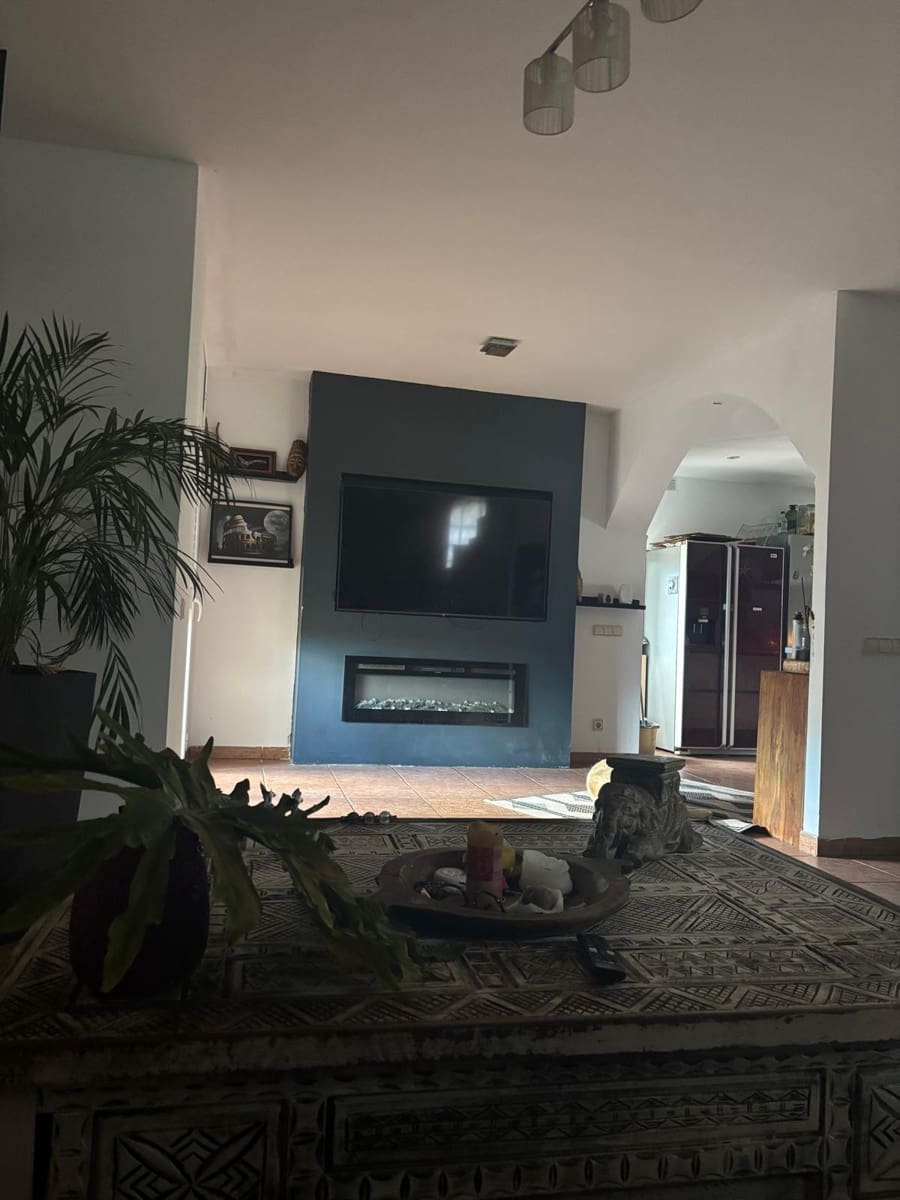 5 Zimmer Villa zu verkaufen in Corbera de Llobregat mit Pool Garage - 545.000 € (Ref: 9270169)