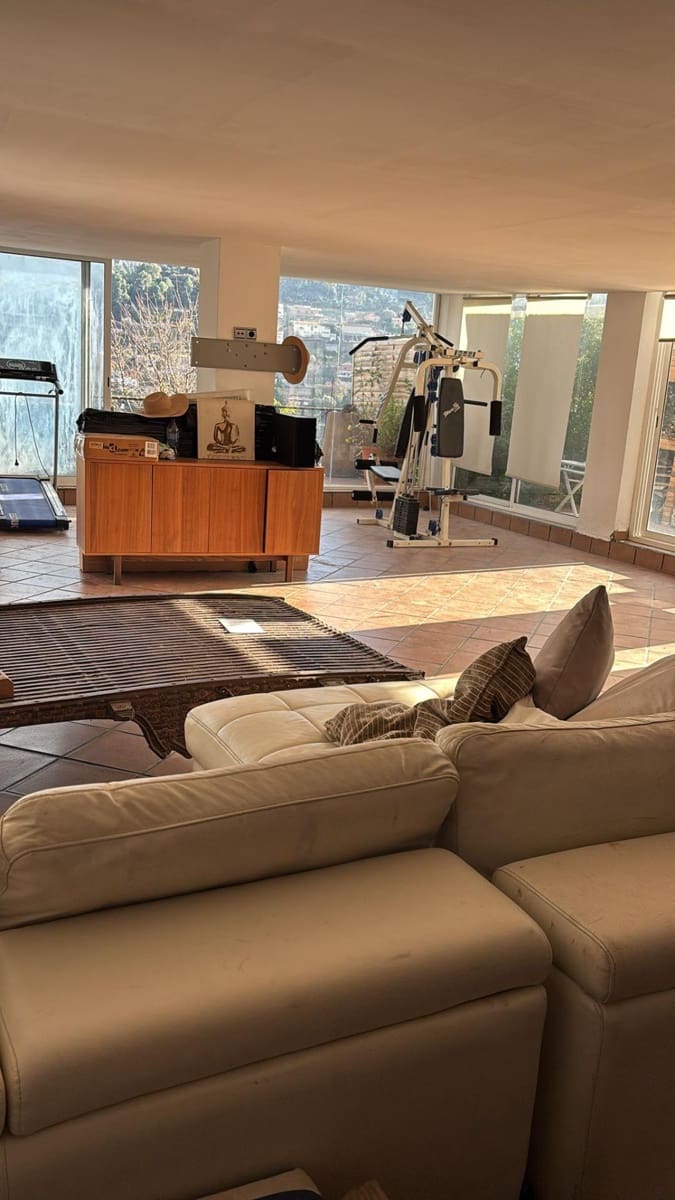 5 chambre Villa/Maison à vendre à Corbera de Llobregat avec piscine garage - 530 000 € (Ref: 9270169)