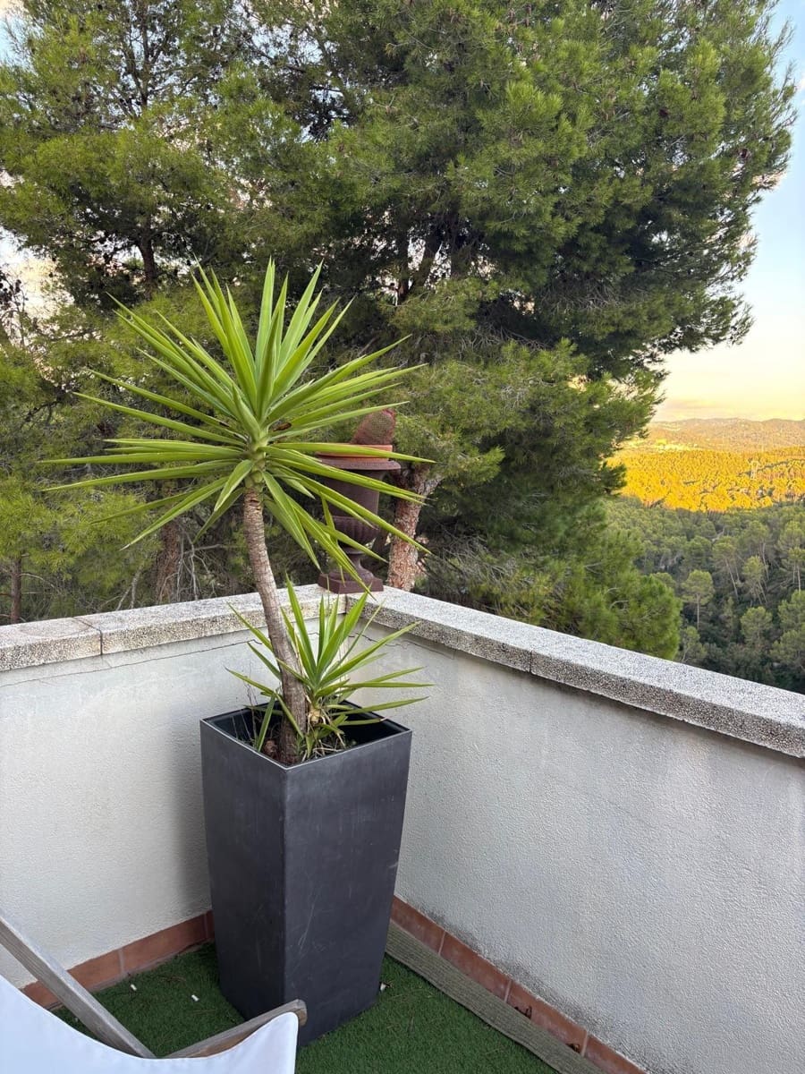 5 chambre Villa/Maison à vendre à Corbera de Llobregat avec piscine garage - 530 000 € (Ref: 9270169)