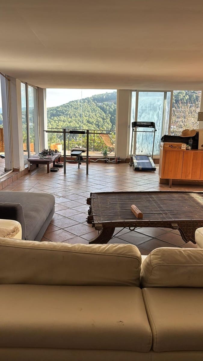 5 Zimmer Villa zu verkaufen in Corbera de Llobregat mit Pool Garage - 530.000 € (Ref: 9270169)