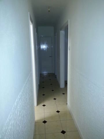 3 makuuhuone Asunto myytävänä paikassa Badalona - 157 000 € (Ref: 9270170)