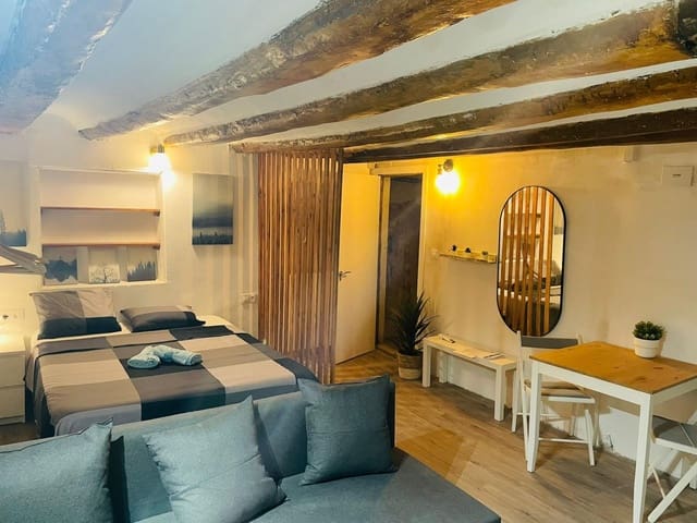 3 soveværelse Loft til salg i El Raval, Barcelona by - € 363.000 (Ref: 9270184)