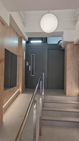 4 sovrum Lägenhet till salu i Sants, Barcelona stad - 275 000 € (Ref: 9270185)