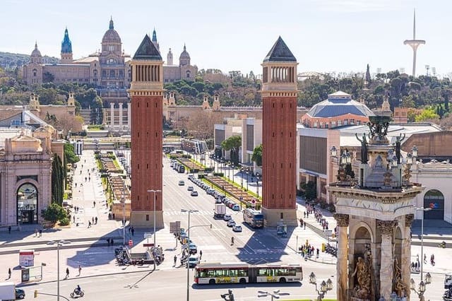 4 slaapkamer Flat te koop in Sants, Barcelona stad - € 275.000 (Ref: 9270185)