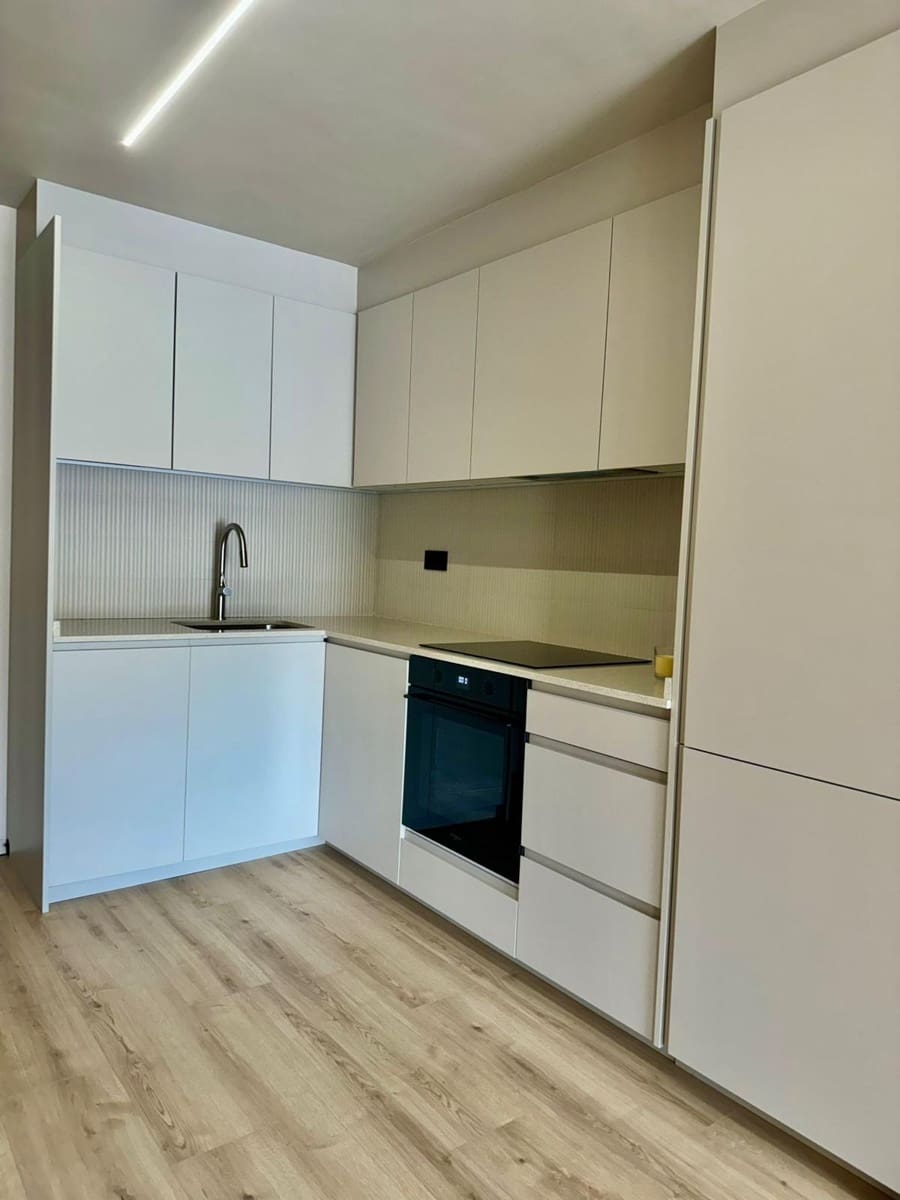 21 makuuhuone Huoneisto myytävänä paikassa Santa Coloma de Gramenet mukana 
autotalli - 4 000 000 € (Ref: 9270199)