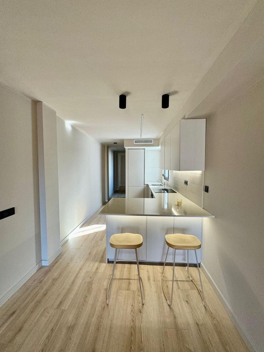 21 makuuhuone Huoneisto myytävänä paikassa Santa Coloma de Gramenet mukana 
autotalli - 4 000 000 € (Ref: 9270199)