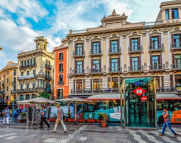 Kommersiell til leie i Barcelona by - € 6 000 (Ref: 9303488)