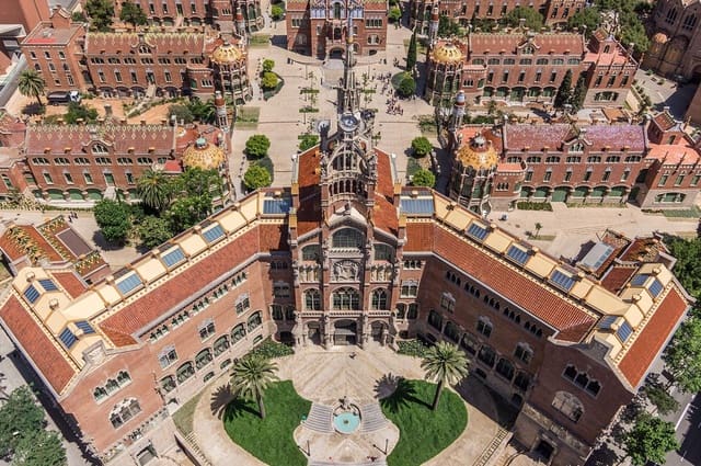 Kommersiell til leie i Barcelona by - € 6 000 (Ref: 9303488)