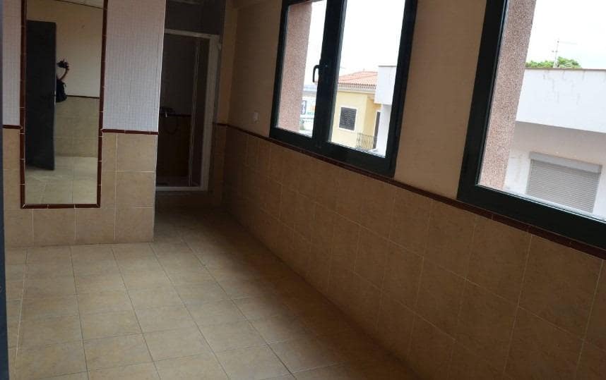 Commercial for rent in Las Palmas de Gran Canaria - € 7,000 (Ref: 9398462)
