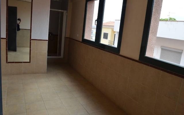 Comercial para arrendar em Las Palmas de Gran Canaria - 7 000 € (Ref: 9398462)