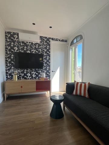 2 soverom Penthouse til salgs i Barcelona by - € 579 000 (Ref: 9431045)