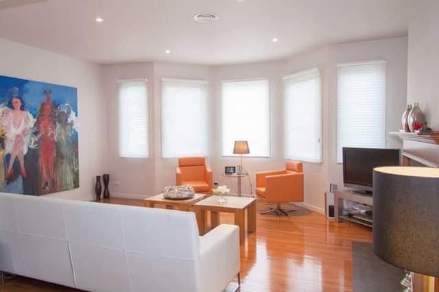 4 Zimmer Villa zu vermieten in Olivella mit Pool Garage - 3.400 € (Ref: 9561743)