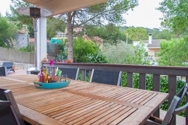 4 Zimmer Villa zu vermieten in Olivella mit Pool Garage - 3.400 € (Ref: 9561743)