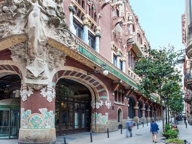 2 quarto Apartamento para venda em El Barri Gòtic, Barcelona cidade - 390 000 € (Ref: 9596085)