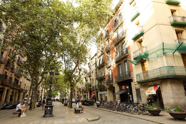 2 soverom Leilighet til salgs i El Barri Gòtic, Barcelona by - € 380 000 (Ref: 9596085)