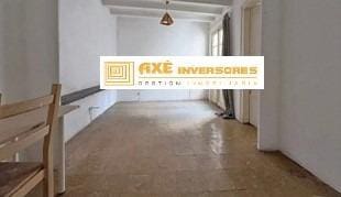 Piso de 6 habitaciones en El Barri Gòtic, Barcelona ciudad en venta - 649.000 € (Ref: 9608023)