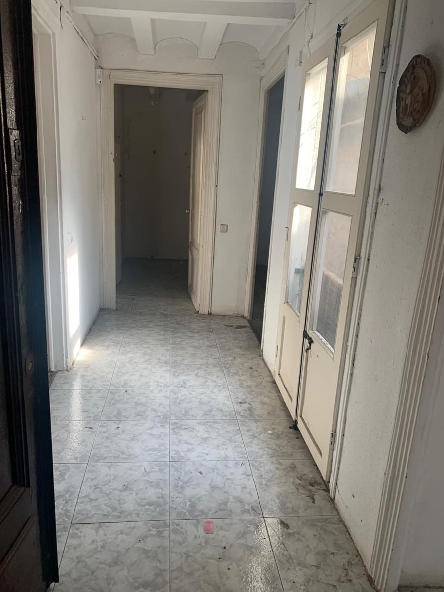 4 quarto Apartamento para venda em Barcelona cidade - 649 000 € (Ref: 9608023)