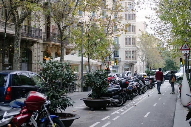 3 chambre Appartement à vendre à Sant Antoni, Barcelone ville - 360 000 € (Ref: 9656048)