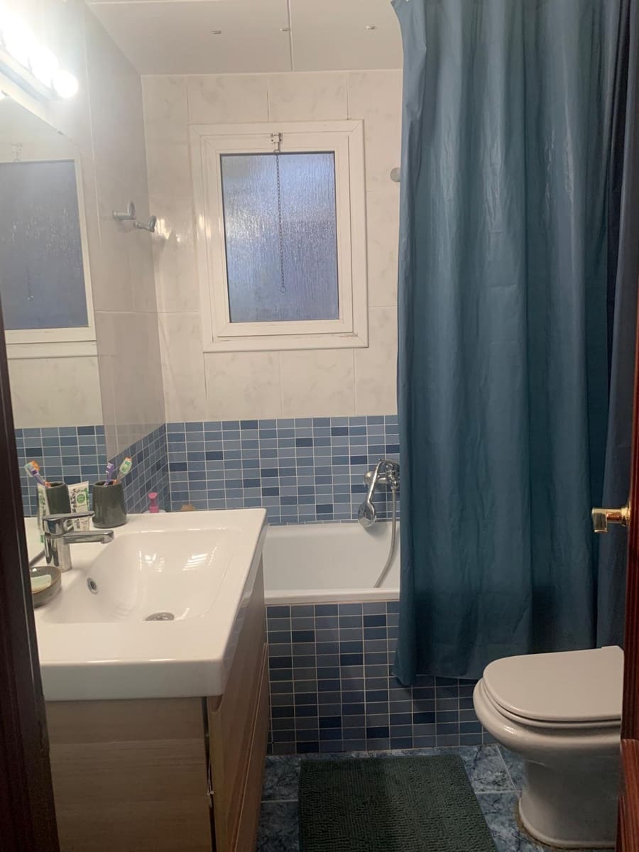 3 bedroom Flat for sale in Barcelona city with garage - € 410,000 (Ref: 9721656)