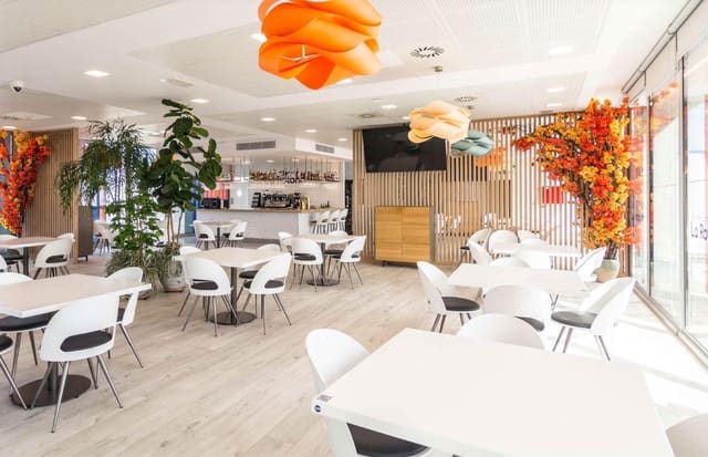 Kaupallinen vuokrattavana paikassa Barcelona kaupunki - 8 000 € (Ref: 9761947)