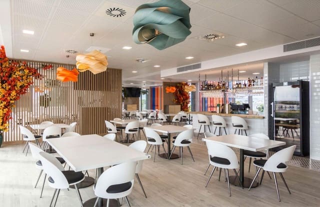 Kaupallinen vuokrattavana paikassa Barcelona kaupunki - 8 000 € (Ref: 9761947)