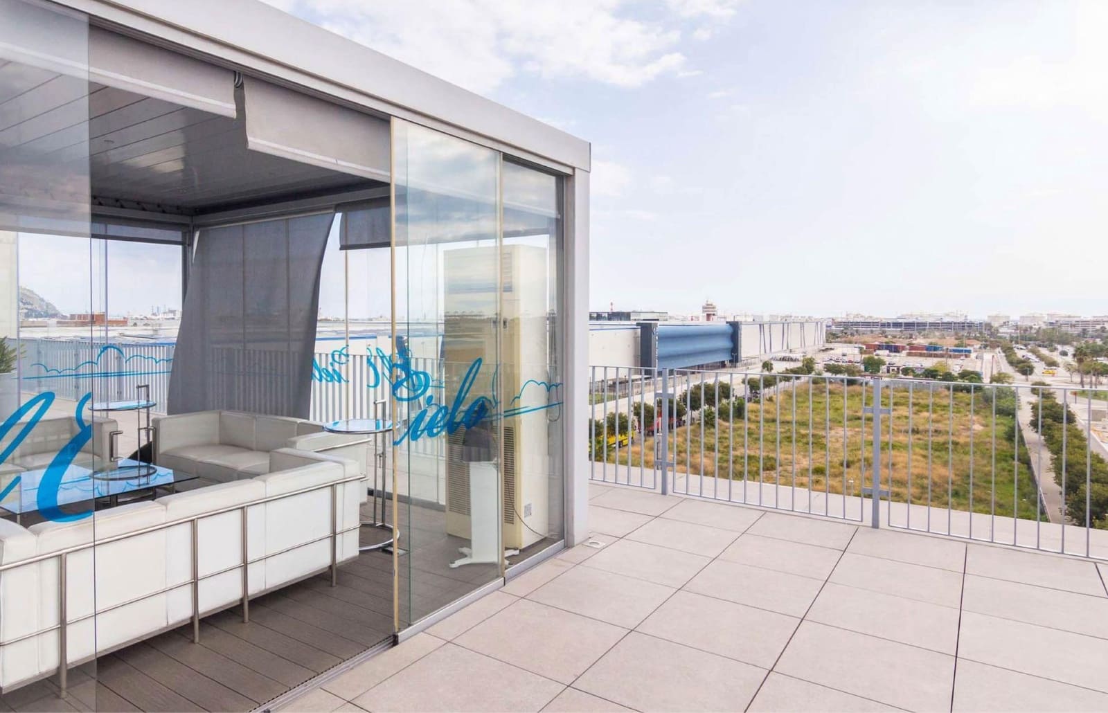 Kaupallinen vuokrattavana paikassa Barcelona kaupunki - 8 000 € (Ref: 9761947)