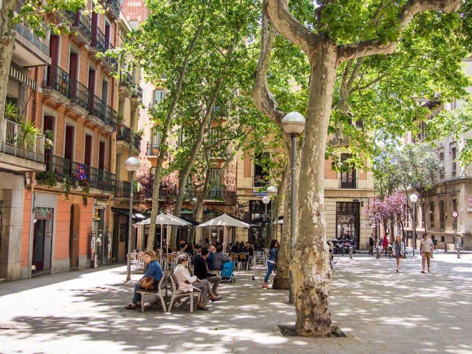 3 bedroom Apartment for sale in Barcelona city - € 240,000 (Ref: 9836645)