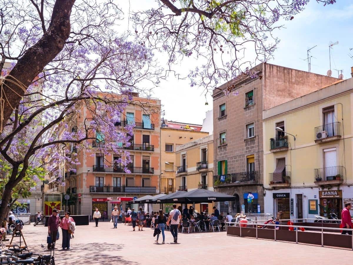 3 bedroom Apartment for sale in Barcelona city - € 240,000 (Ref: 9836645)