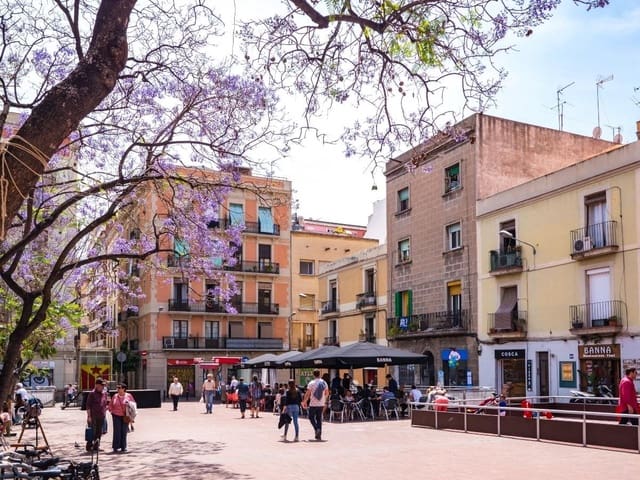 3 slaapkamer Appartement te koop in Barcelona stad - € 240.000 (Ref: 9836645)