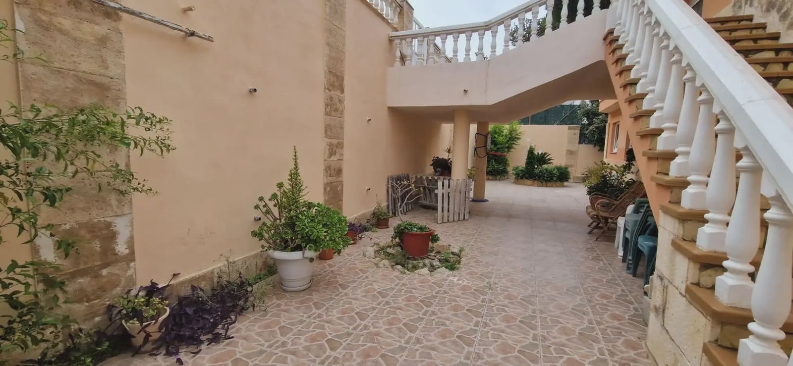 4 sypialnia Willa na sprzedaż w Cullera z basenem garażem - 490 000 € (Ref: 9832112)